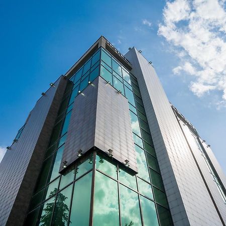 Capitol Hotel By Umbrella Tbilisi Exteriör bild