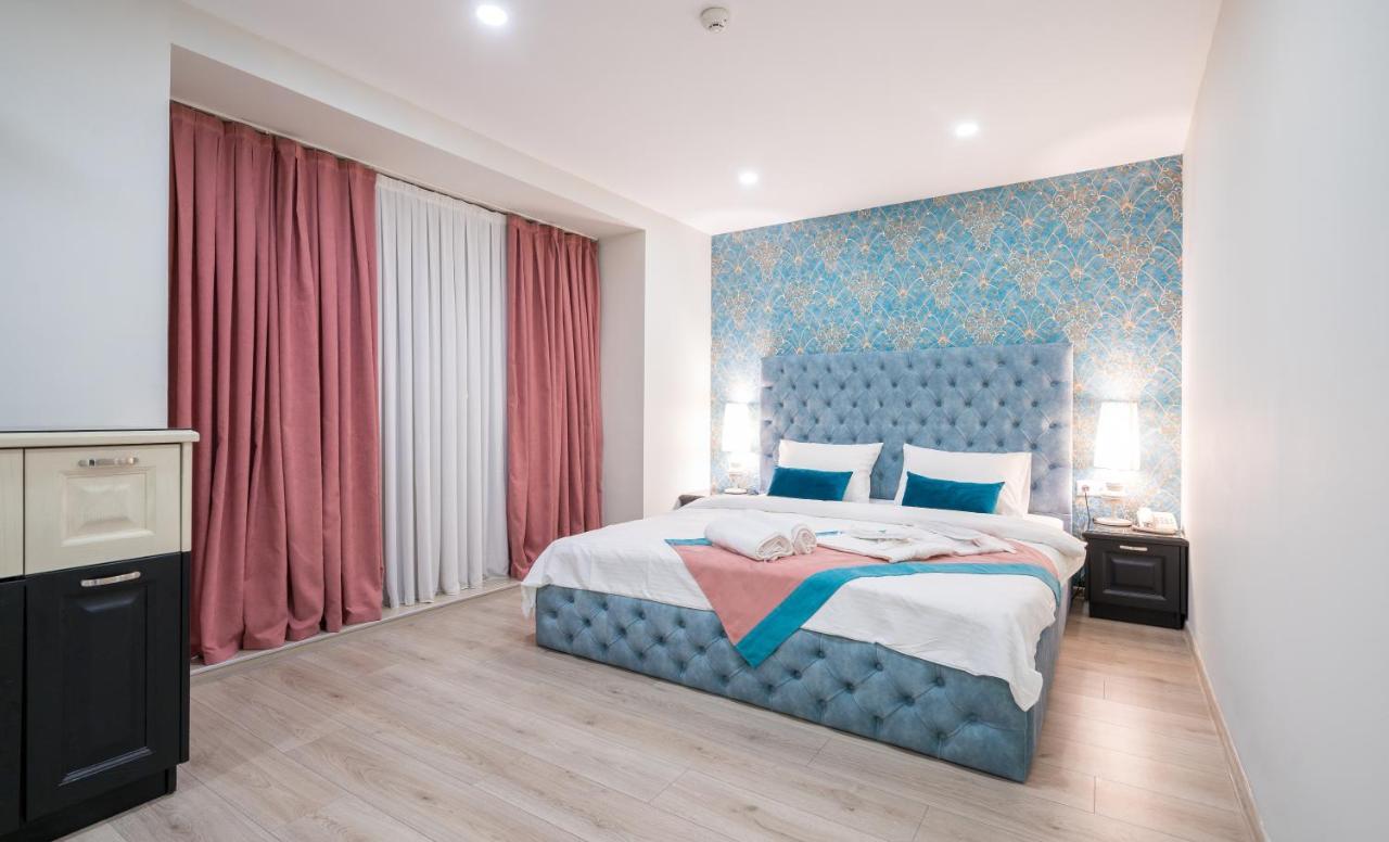 Capitol Hotel By Umbrella Tbilisi Exteriör bild